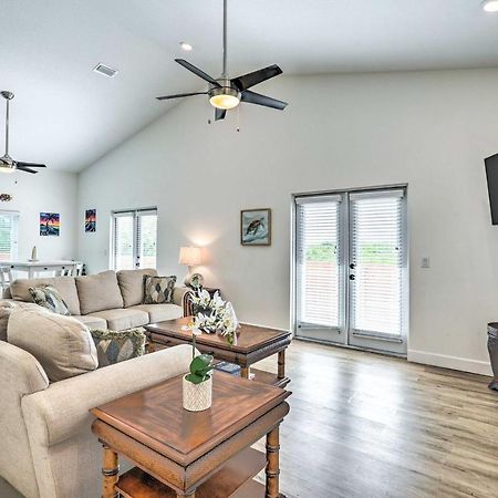 Tampa House With Patio, Near Downtown And Beaches! Екстериор снимка